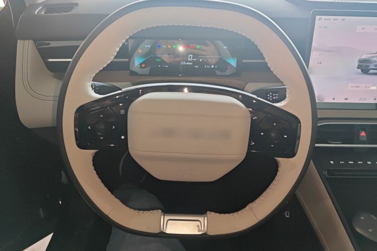 Used JETOUR Dashing 2025 1.5TD DCT Luxury Edition Steering Wheel