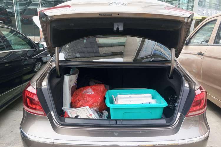 Used Volkswagen FAW-Volkswagen CC 2013 1.8TSI Prestige Model Trunk