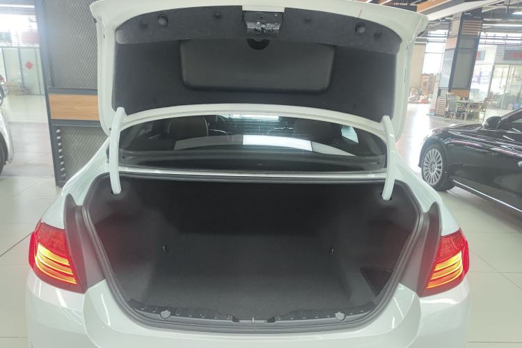 Used BMW 5 Series 2015 520i Elegant Edition