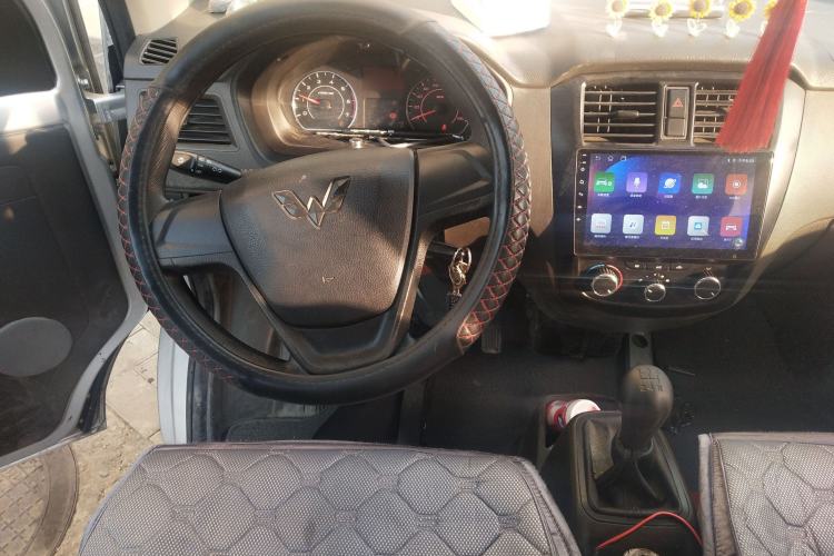 Used Wuling Rongguang S 2021 1.2L Base Model 7-Seater LSI
