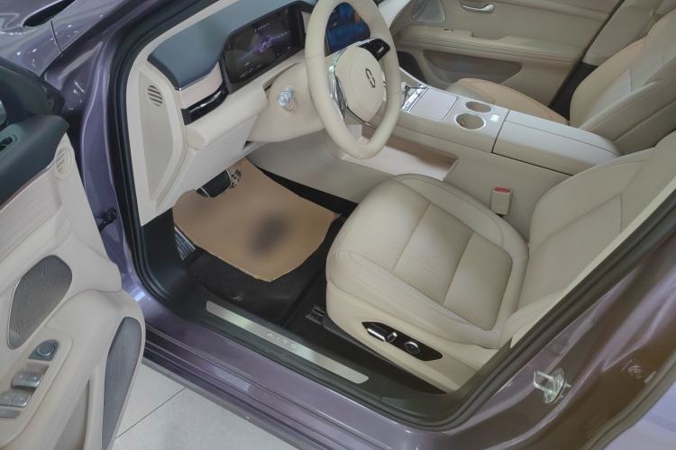 Used Hima AITO M5 2025 Extended-Range Ultra All-Wheel-Drive Version
