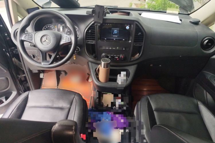 Used Mercedes-Benz Vito 2018 2.0T Elite Version 7 Seats China VI Emission Standard
