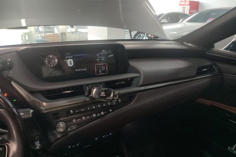 Used Lexus ES 2020 200 Luxury Edition