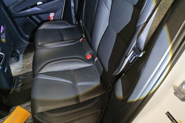 Used Lynk & Co 01 2019 2.0T Two-Wheel-Drive Pro Version China VI Standard Left Rear Seat