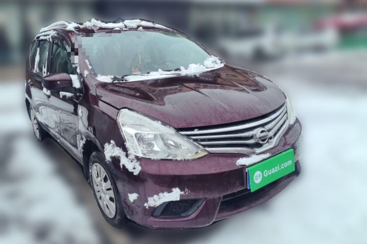 Used Nissan Livina 2015 1.6XE Manual Comfort Edition Front Right 45 Deg