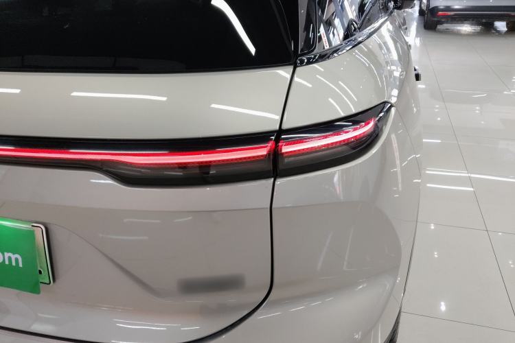 Used Nio ES6 2023 75 kWh
