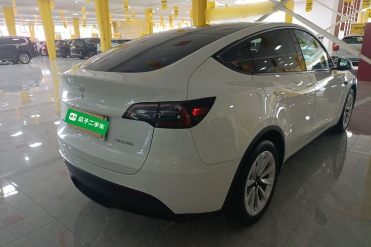 Used Tesla Model Y 2021 Long-Range All-Wheel-Drive Version 3D7