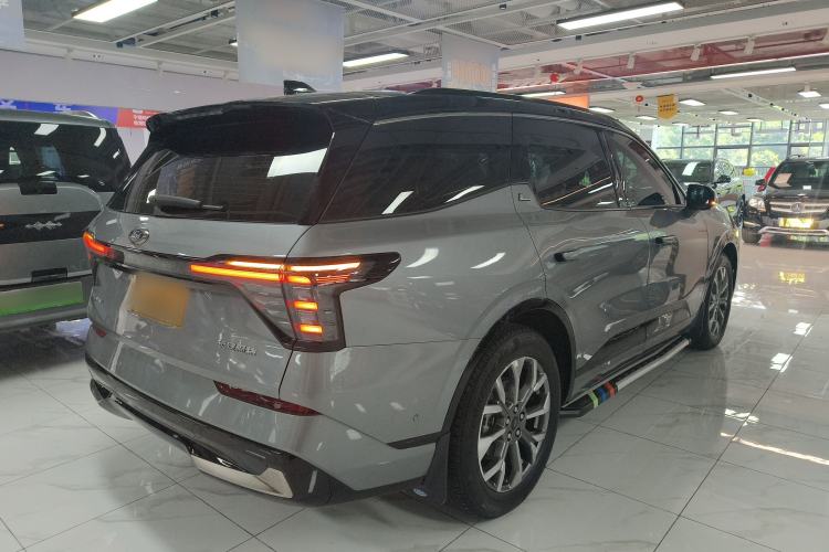 Used Ford Edge 2023 Ford Explorer L 2.0T EcoBoost Four-Wheel Drive 7-Seater Supreme Model Rear Right 45 Deg