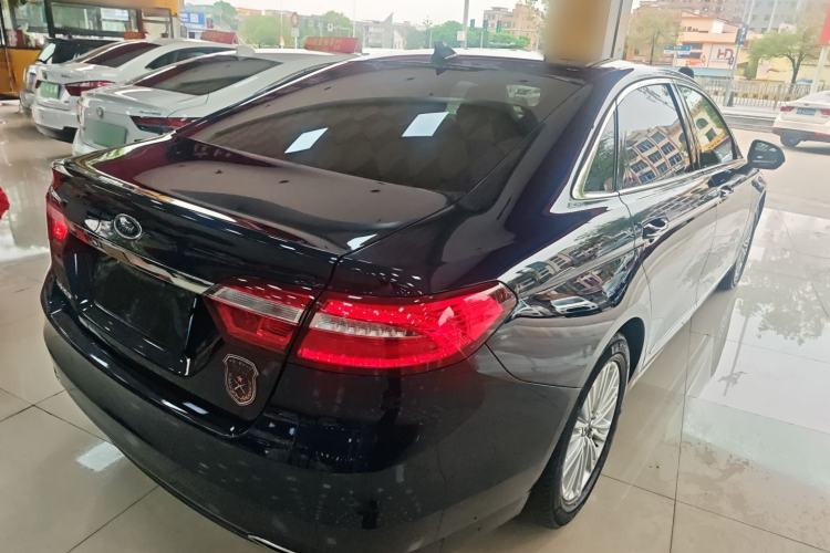 Used Ford Taurus 2017 EcoBoost 245 Fashion Edition Rear Right 45 Deg