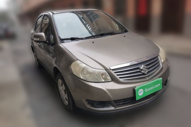 Used Suzuki SX4 S-Cross 2011 1.6L Manual Comfort Version Front Right 45 Deg