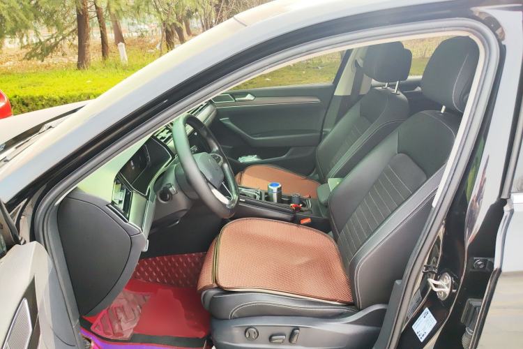 Used Volkswagen Magotan 2020 330TSI DSG Luxury Edition
