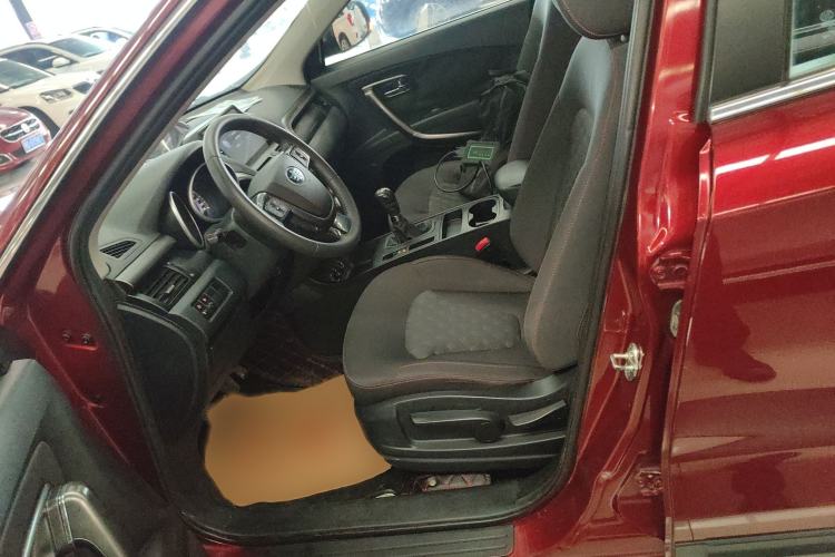 Used Bestune X80 2015 2.0L Manual Comfort 2nd Anniversary Edition
