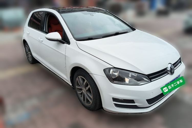 Used Volkswagen Golf 2016 230TSI Automatic Luxury Version
