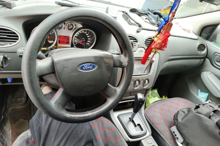 Used Ford Focus 2013 Hatchback Classic 1.8L Automatic Base Model
