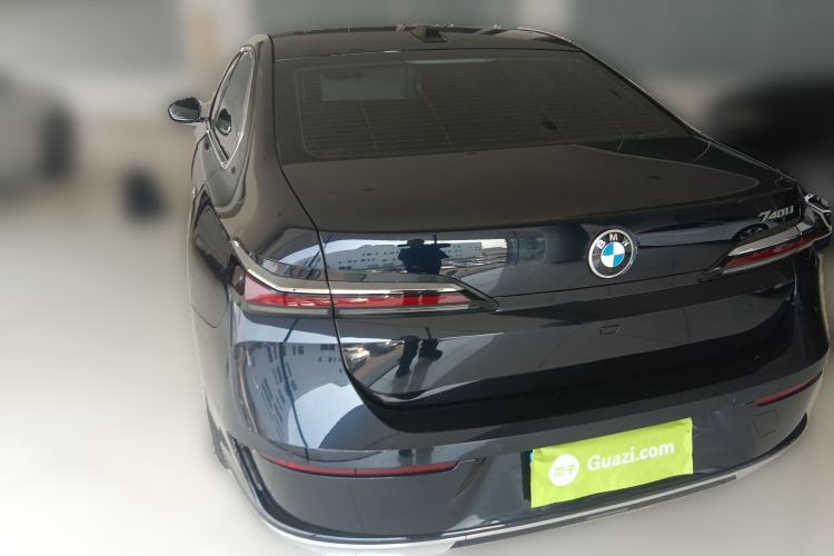 Used BMW 7 Series 2023 740Li Luxury Edition with Premium Package Exterior 2