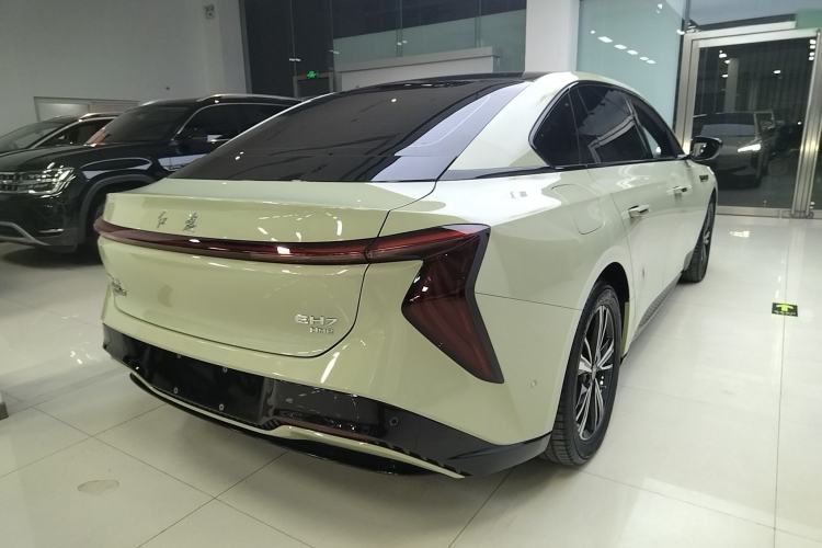 Used Hongqi EH7 2024 690 Pro Glory Edition
