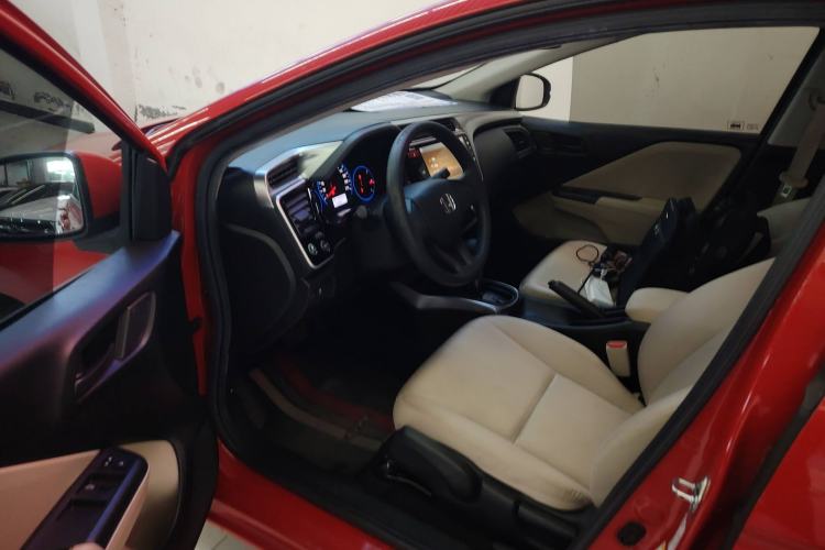 Used Honda City 2015 1.5L CVT Luxury Edition