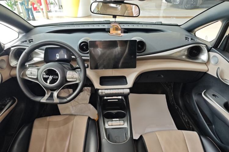 Used BYD Dolphin 2023 420 km Fashion Edition
