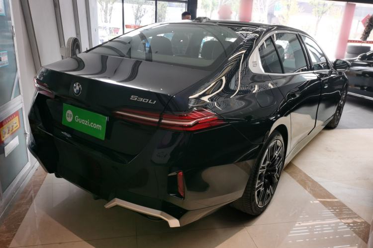 Used BMW 5 Series 2025 530Li Luxury Edition M Sport Package
