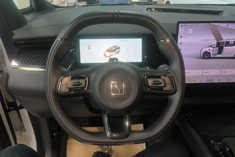 Used Zeekr 009 2024 7-Seater Walk-Through Version Four-Wheel Drive 108 kWh
