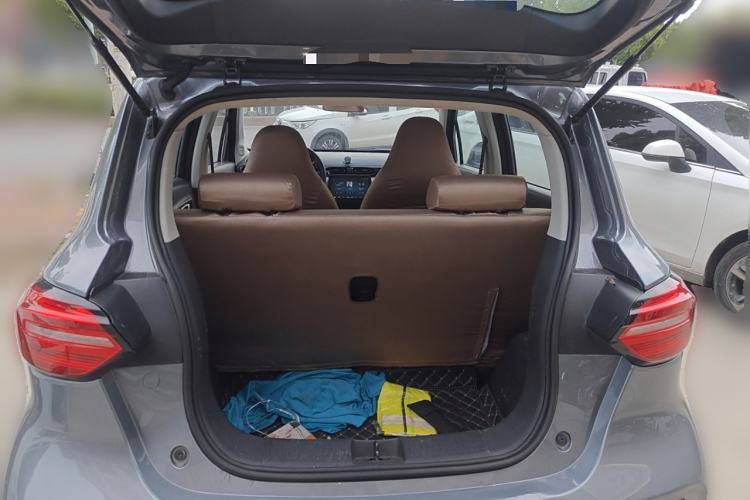 Used Leapmotor T03 2020 400 Lite Edition Trunk