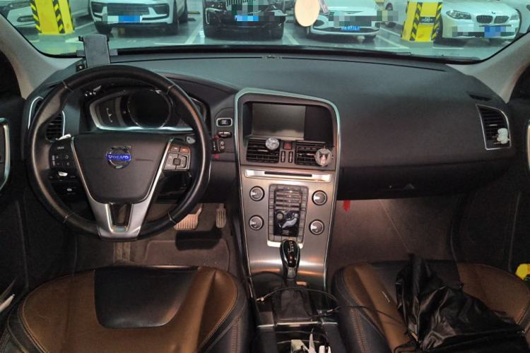 Used Volvo XC60 2014 T6 Zhiyi Edition
