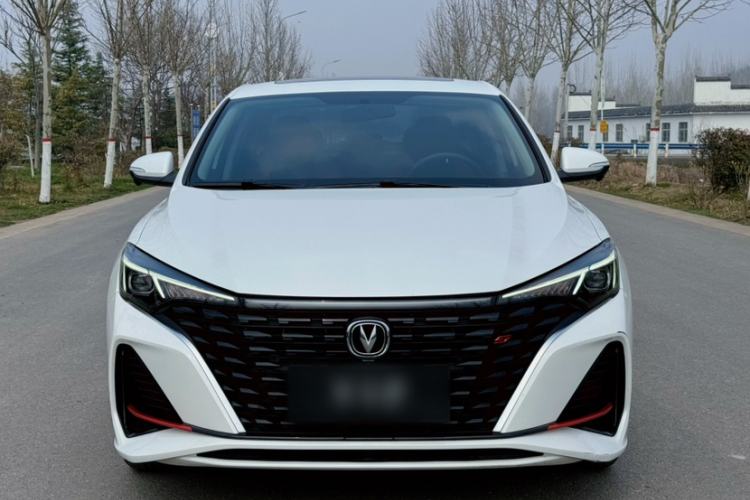 Used CHANGAN Eado 2023 Changan Edition PLUS Blue Whale NE 1.4T GDI DCT Prestige Version
