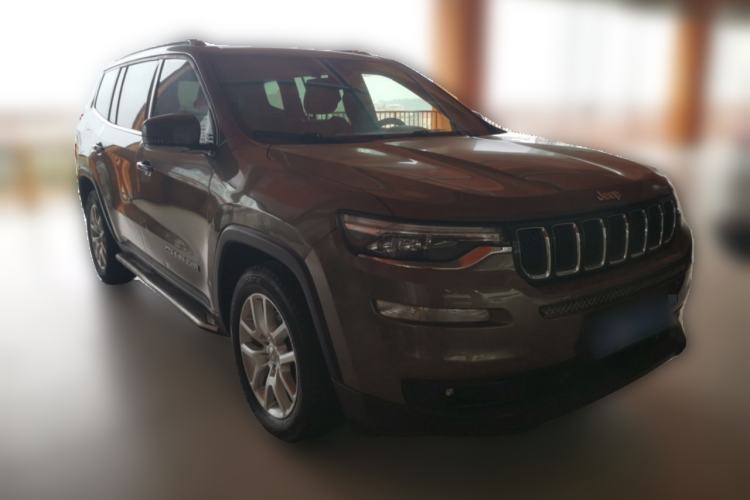 Used Jeep Commander 2018 2.0T Two-Wheel Drive Enjoy Edition China V Front Right 45 Deg