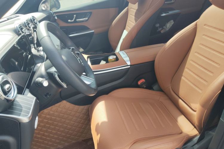 Used Mercedes-Benz GLC 2024 GLC 260 L 4MATIC Luxury Model 5 Seats