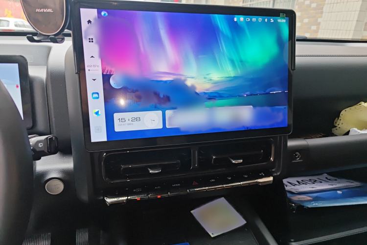 Used Haval H9 2025 Model 2.0T Gasoline Four-wheel-drive Warrior Edition Audio And AC Panel