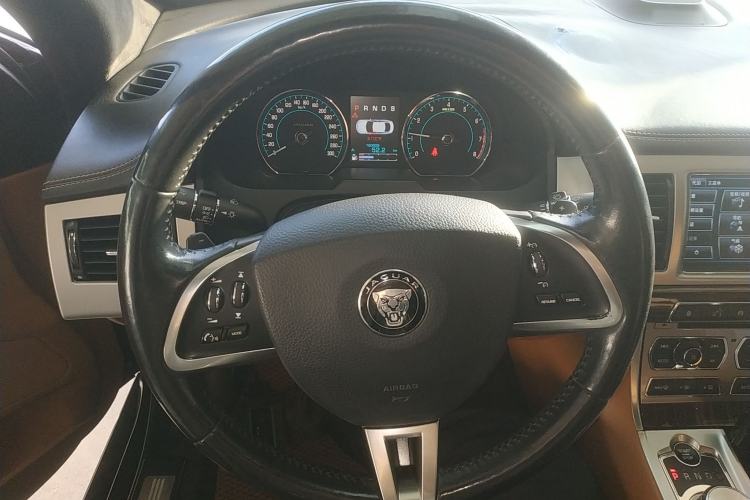 Used Jaguar XF 2014 XF 2.0T Luxury Edition