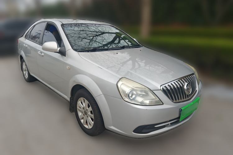 Used Buick Excelle 2015 1.5L Manual Classic Trim Front Right 45 Deg