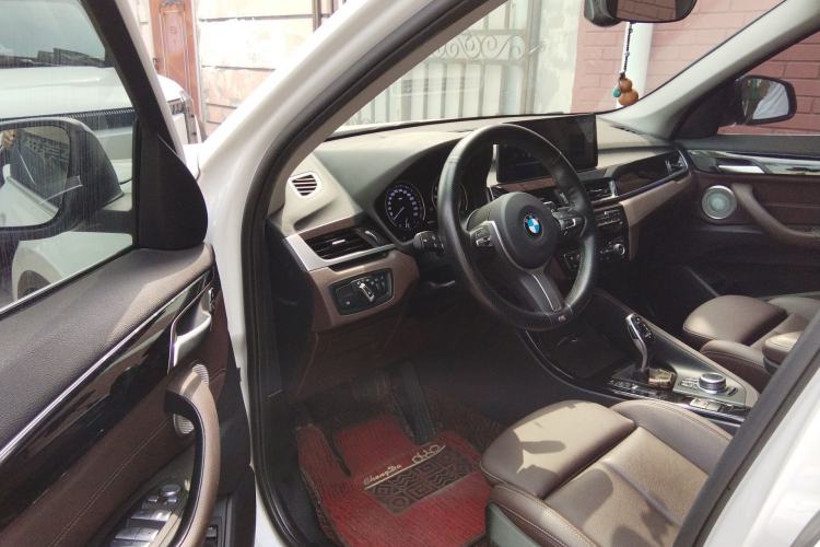 Used BMW X1 2021 sDrive20Li Premium Edition Driver Seat
