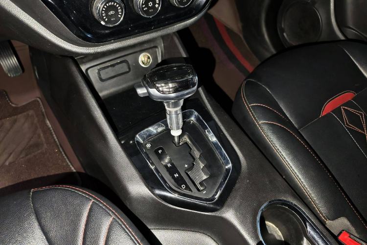 Used Soueast DX3 2016 1.5T CVT Prestige Edition