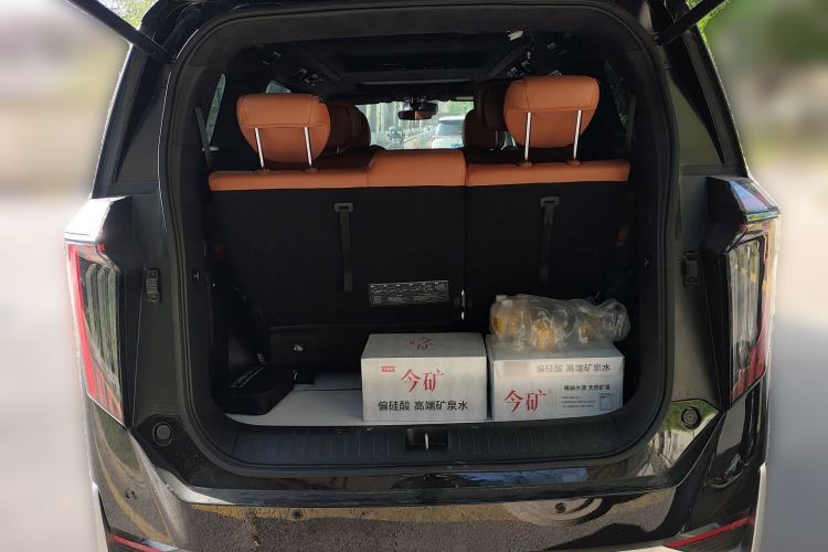 Used GAC Trumpchi M8 2023 Zongshi Series 400T Ultimate Edition Trunk