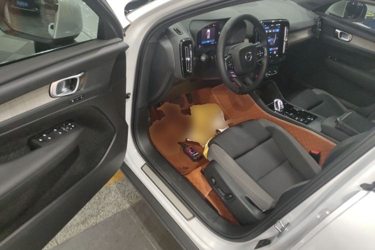 Used Volvo XC40 2023 B3 Zhiyuan Luxury Edition