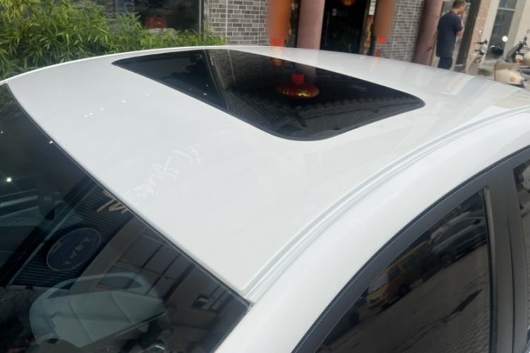 Used Geely Auto Emgrand 2022 4th Generation 1.5L CVT Flagship Model Roof