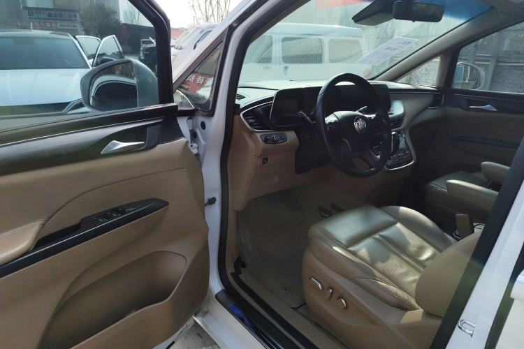 Used Buick GL8 2021 ES Landtrek 653T Luxury Model