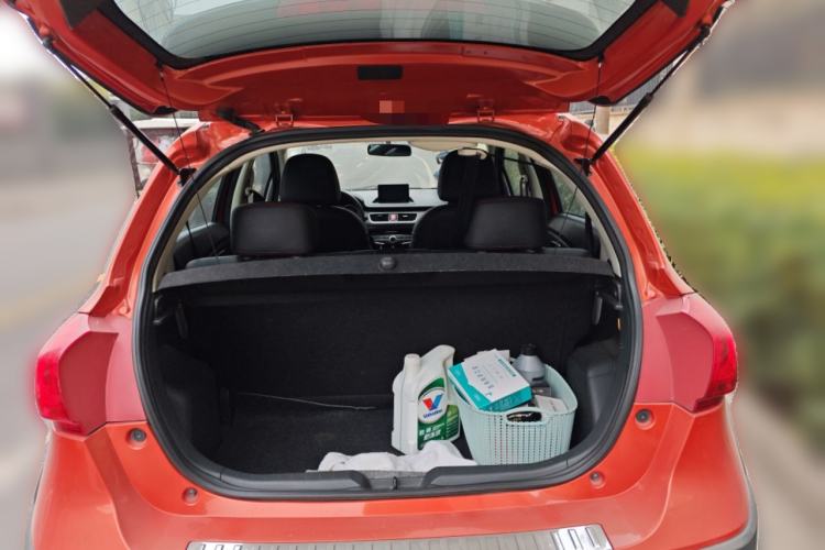 Used Haval H1 2016 Revised Version Blue Badge 1.5L AMT Luxury Edition
