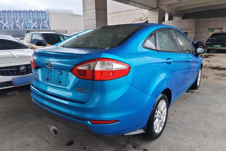 Used Ford Fiesta 2013 Sedan 1.5L Manual Fashion Edition Rear Right 45 Deg