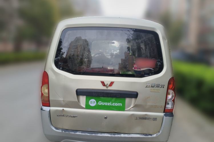 Used Wuling Rongguang 2011 1.2L Base Version
