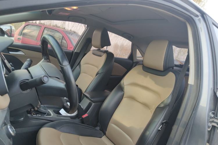 Used Chevrolet Monza 2020 320 Automatic Enjoyment Edition Left Front Seat