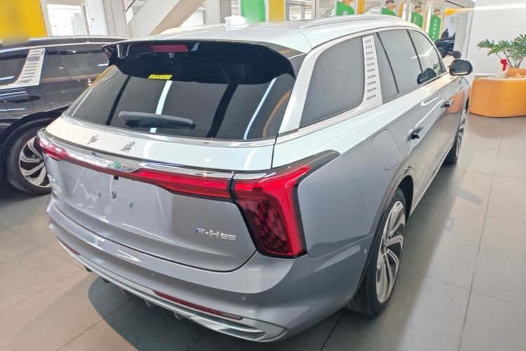 Used Hongqi E-HS9 2022 660 km Range Flagship Edition Four Seats Rear Right 45 Deg