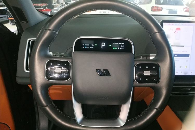Used Li Auto L8 2023 Pro Model
