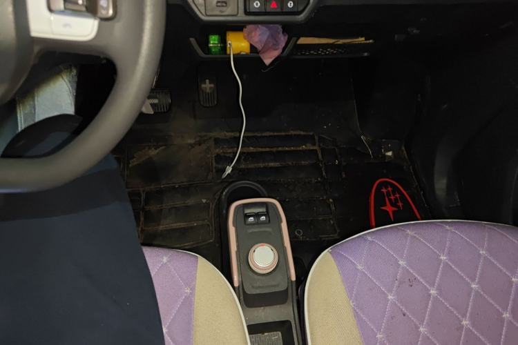 Used Chery New Energy QQ Ice Cream 2024 170km Sundae Interior 6