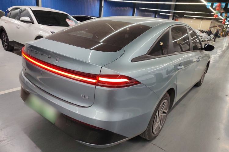 Used Roewe D6 2025 450 km Premium Edition
