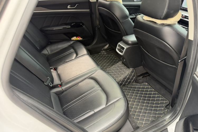 Used Kia K5 2021 270T CVVD Refreshed Edition Interior 5