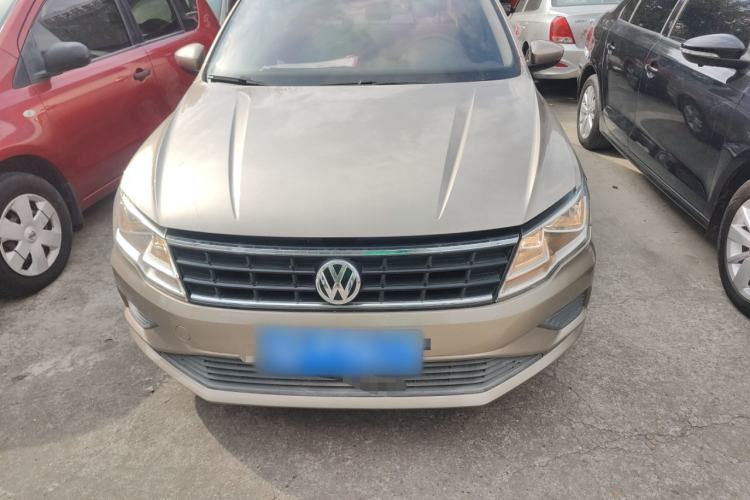 Used Volkswagen Jetta 2017 1.5L Manual Fashion Edition