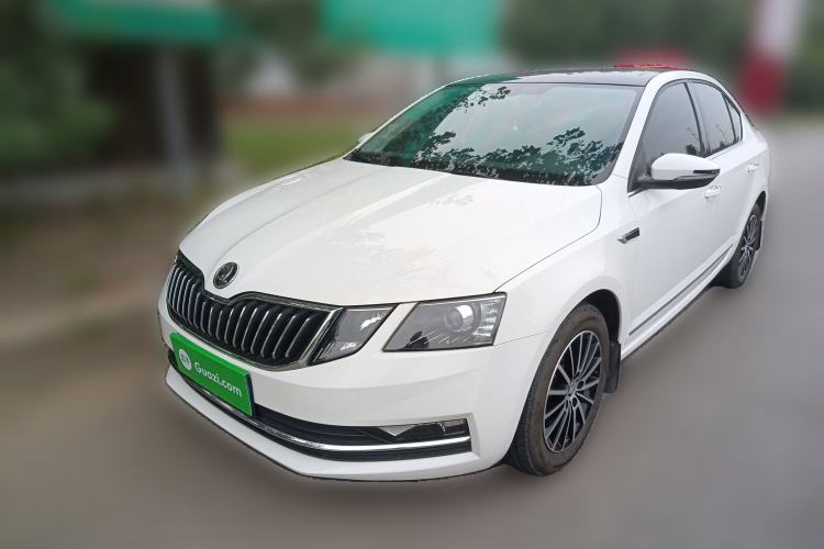 Used Skoda Octavia 2019 1.5L Automatic Smart Drive Luxury Edition China VI Standard