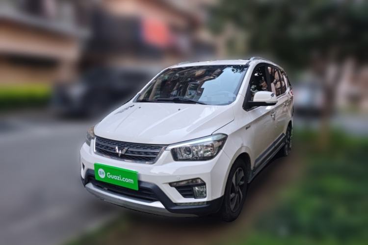 Used Wuling Hongguang 2016 1.5L S1 Deluxe Model China V-standard